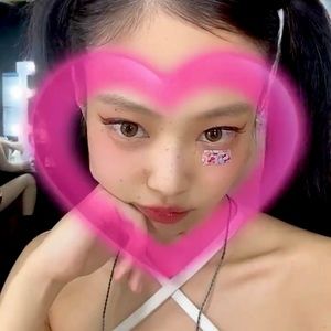 Meet your Posher, Jasmine